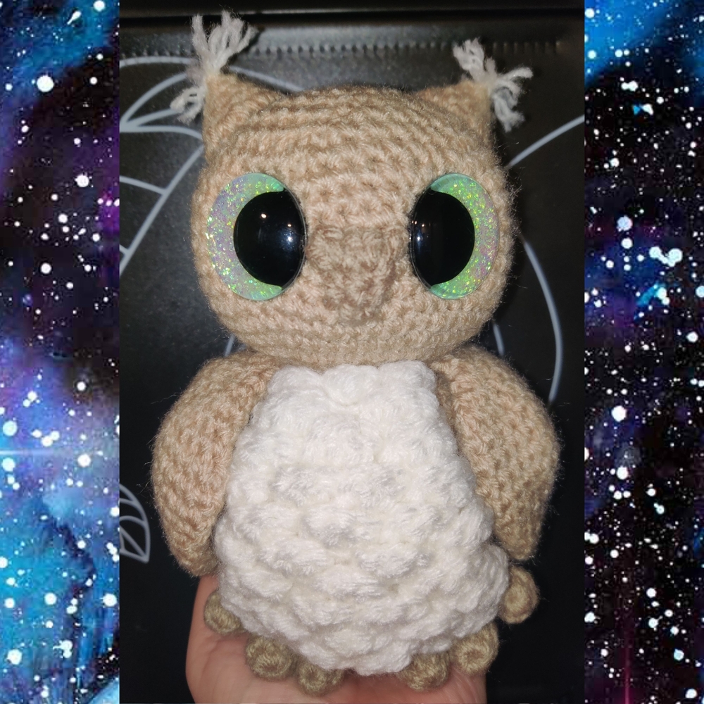 Crochet Tan and White Owl
